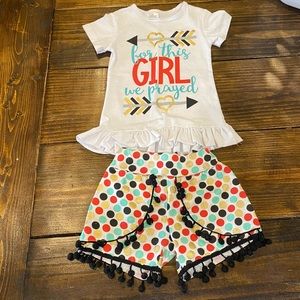 Girls Boutique outfit size xs 12-18 month
